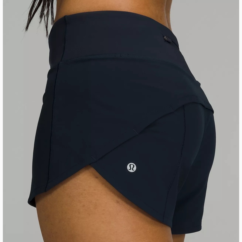 Lululemon speed up mid rise lines shorts